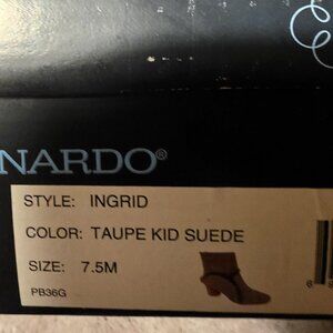 Bernardo Taupe Suede leather Ankle Boots With Fringe & 2.25" Block Heel size 7.5